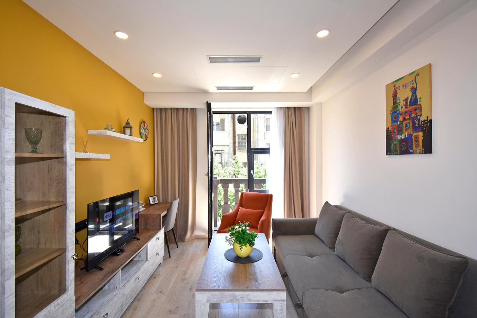 Home4You Apartments On Koghbatsi Ереван Экстерьер фото